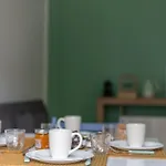 Milan Style Apartment In Great Location