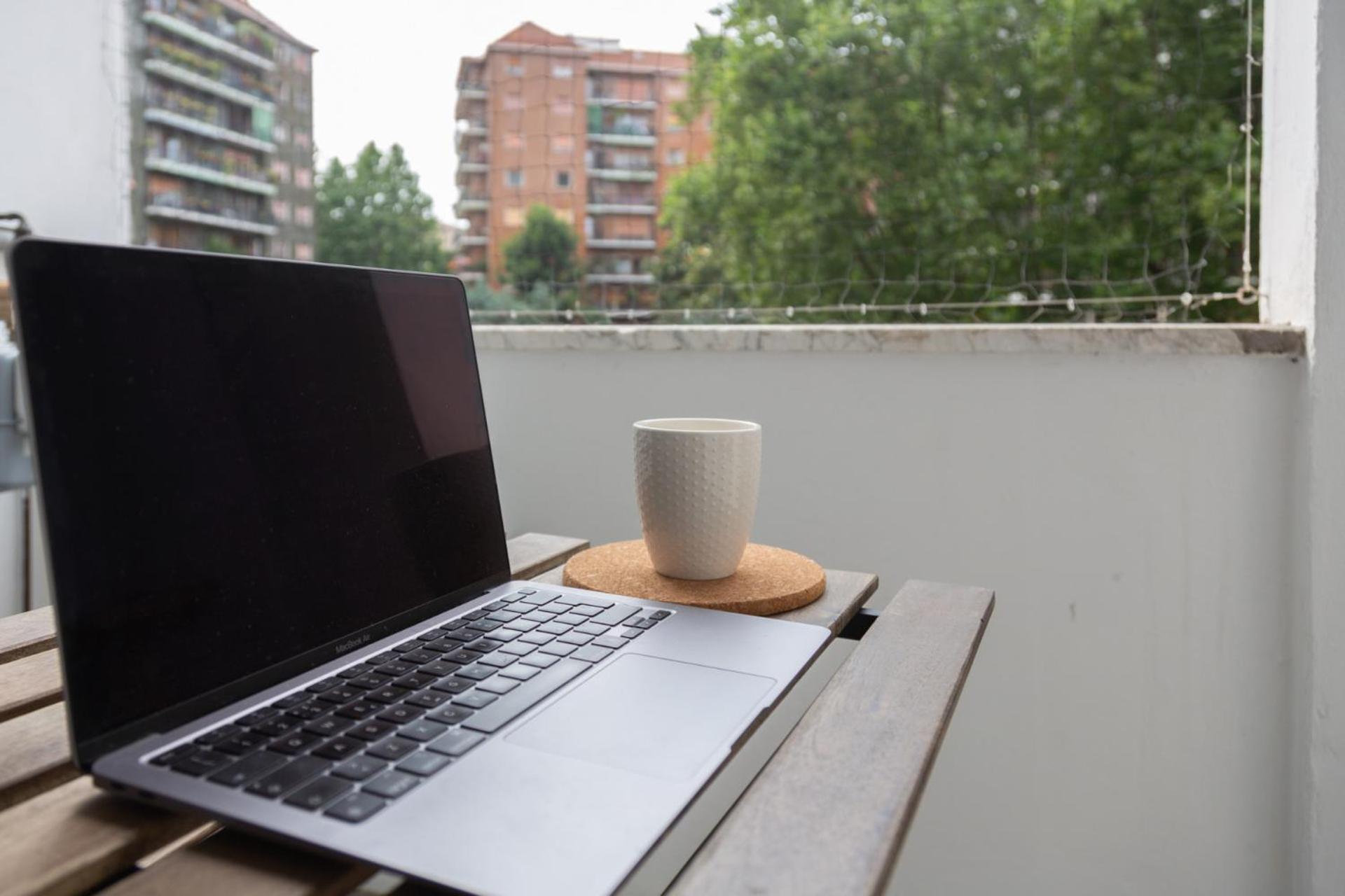Appartement Style In Great Location *